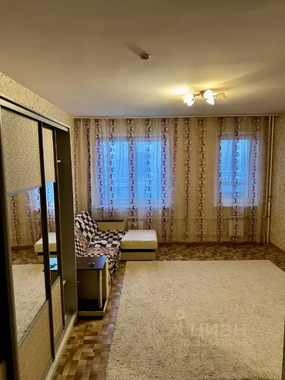 1-к кв. Красноярский край, Красноярск ул. Республики, 37А (43.0 м) - Фото 2