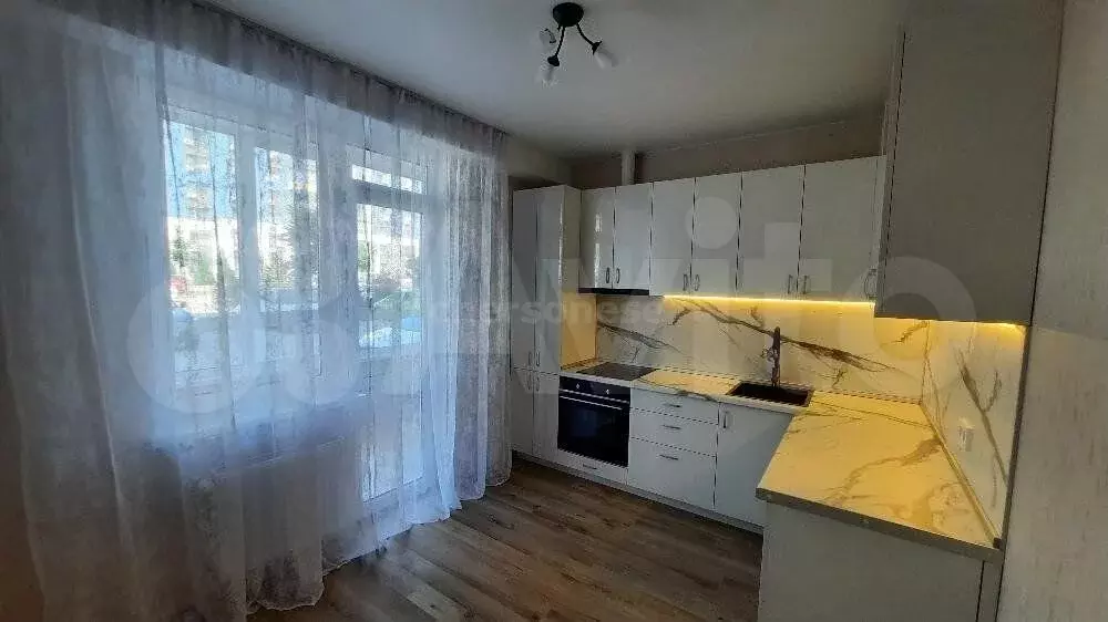 2-к. квартира, 72 м, 1/8 эт. - Фото 0