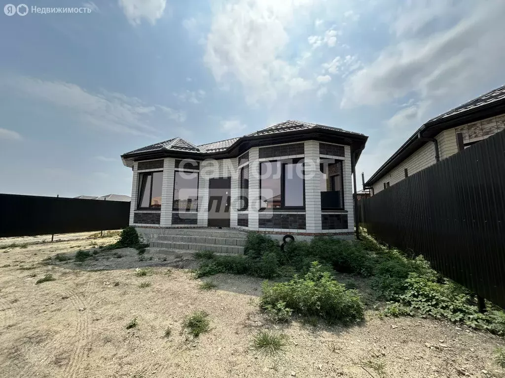 Дом в Михайловск, улица Бориса Стругацкого (142.8 м) - Фото 0