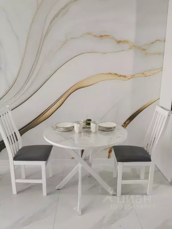 1-к кв. Саратовская область, Энгельс Театральная ул., 10А (52.3 м) - Фото 1