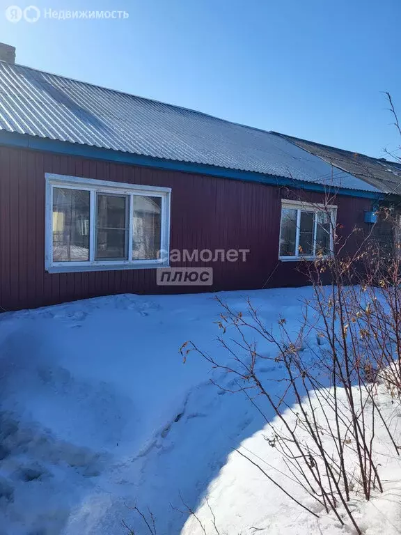 3-комнатная квартира: село Хомутово, улица Зверева, 6 (69.4 м) - Фото 1