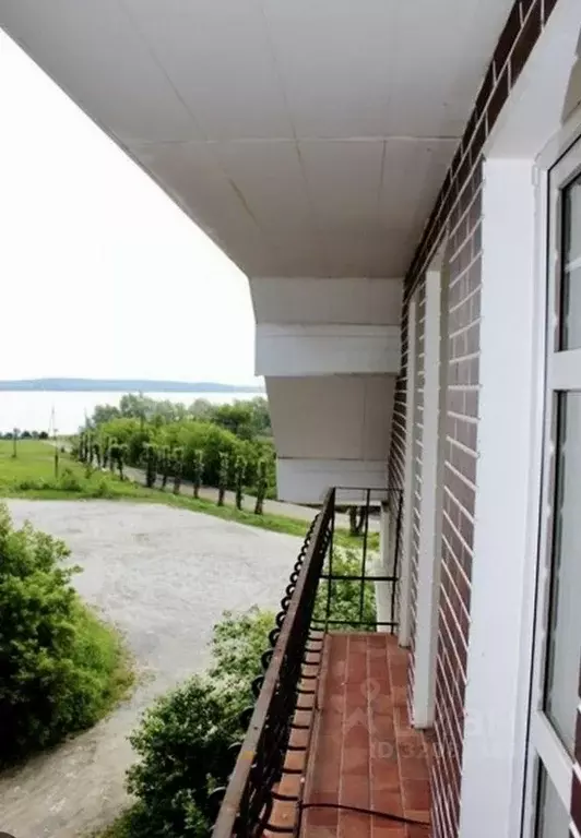 Дом в Свердловская область, Екатеринбург ул. Отдыха (200 м) - Фото 1