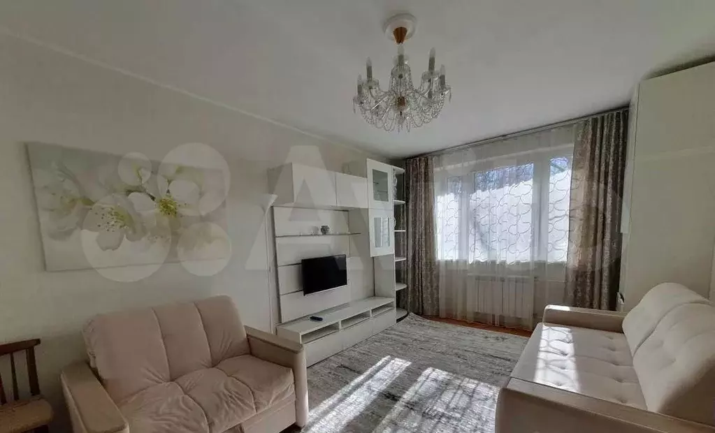 1-к. квартира, 39 м, 2/17 эт. - Фото 1
