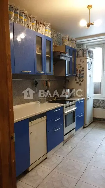 Продается 3-комнатная квартира - Фото 1