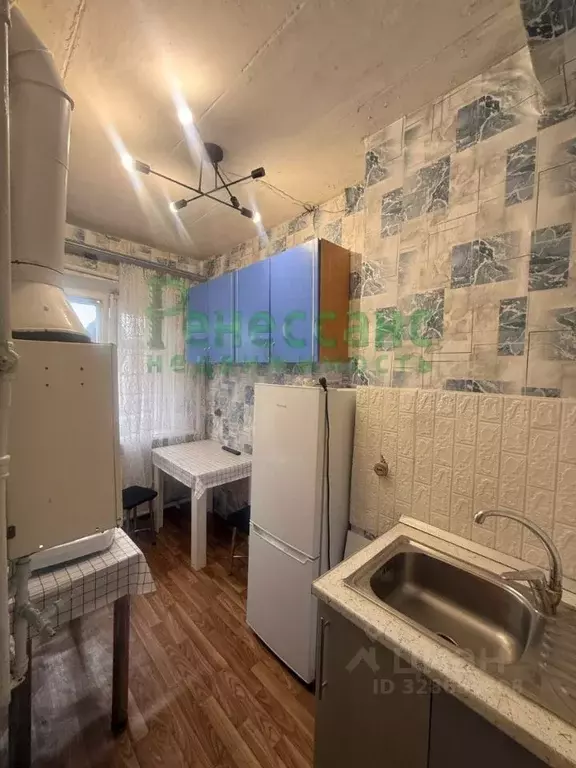 2-к кв. Брянская область, Брянск ул. Нахимова, 1А (36.0 м) - Фото 2