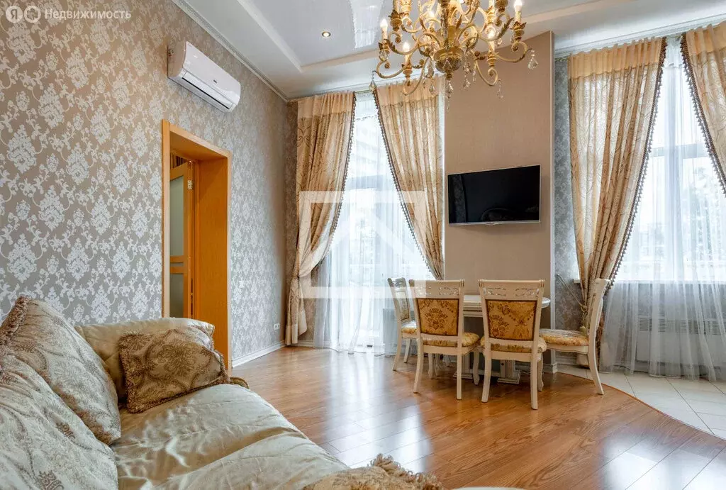 3-комнатная квартира: Ялта, улица Щорса, 30 (69.3 м) - Фото 0