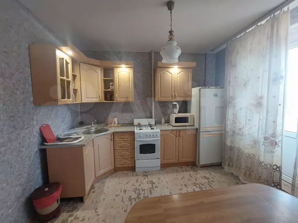 1-к. квартира, 45 м, 7/10 эт. - Фото 0