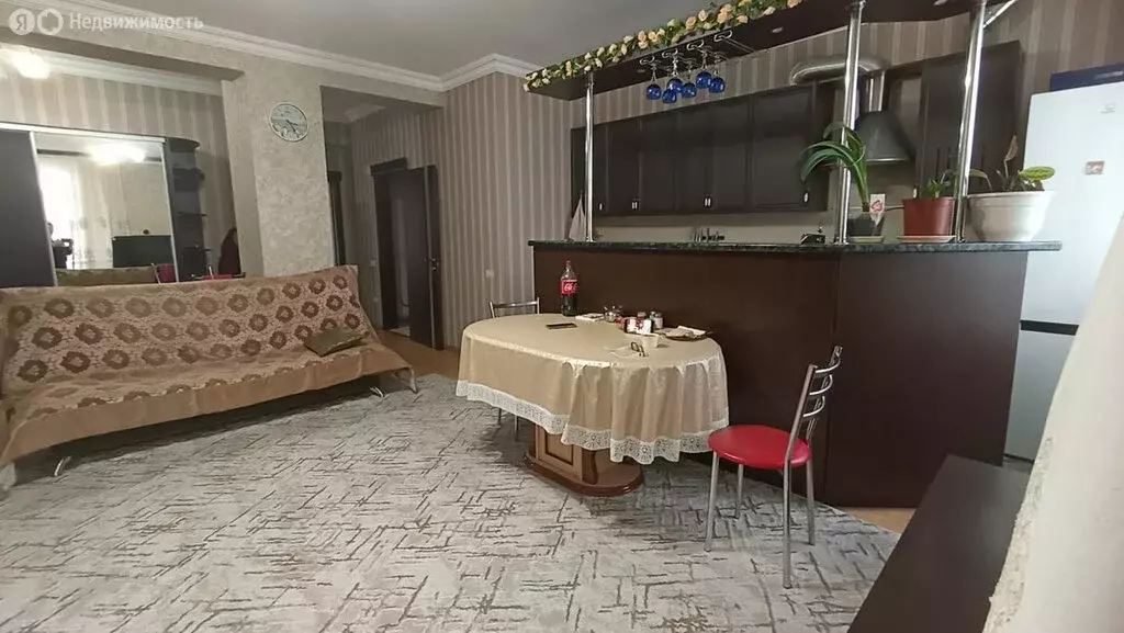 4-комнатная квартира: Нальчик, проспект Ленина, 42 (130 м) - Фото 1