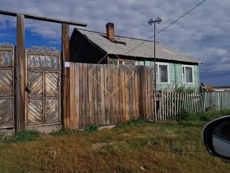 Дом в Иркутская область, Аларский район, Тыргетуй муниципальное ... - Фото 0