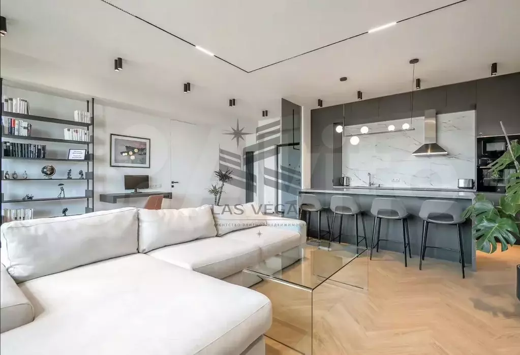 2-к. квартира, 70 м, 13/14 эт. - Фото 0