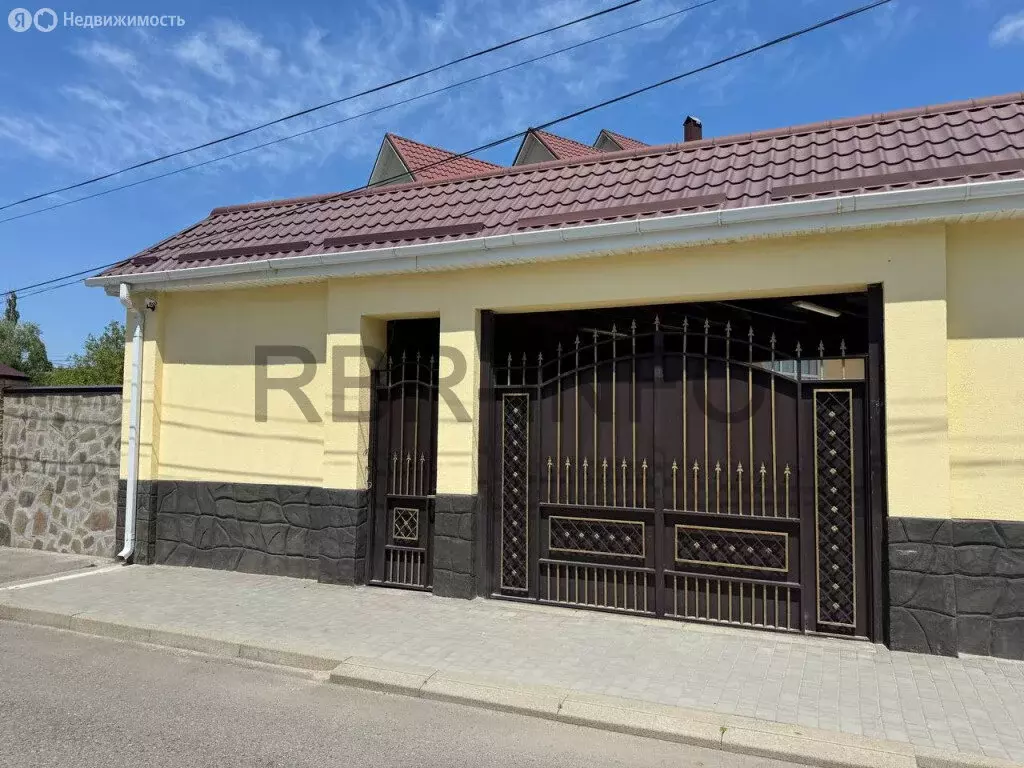 Дом в Ставрополь, улица Федосеева (275.5 м) - Фото 0