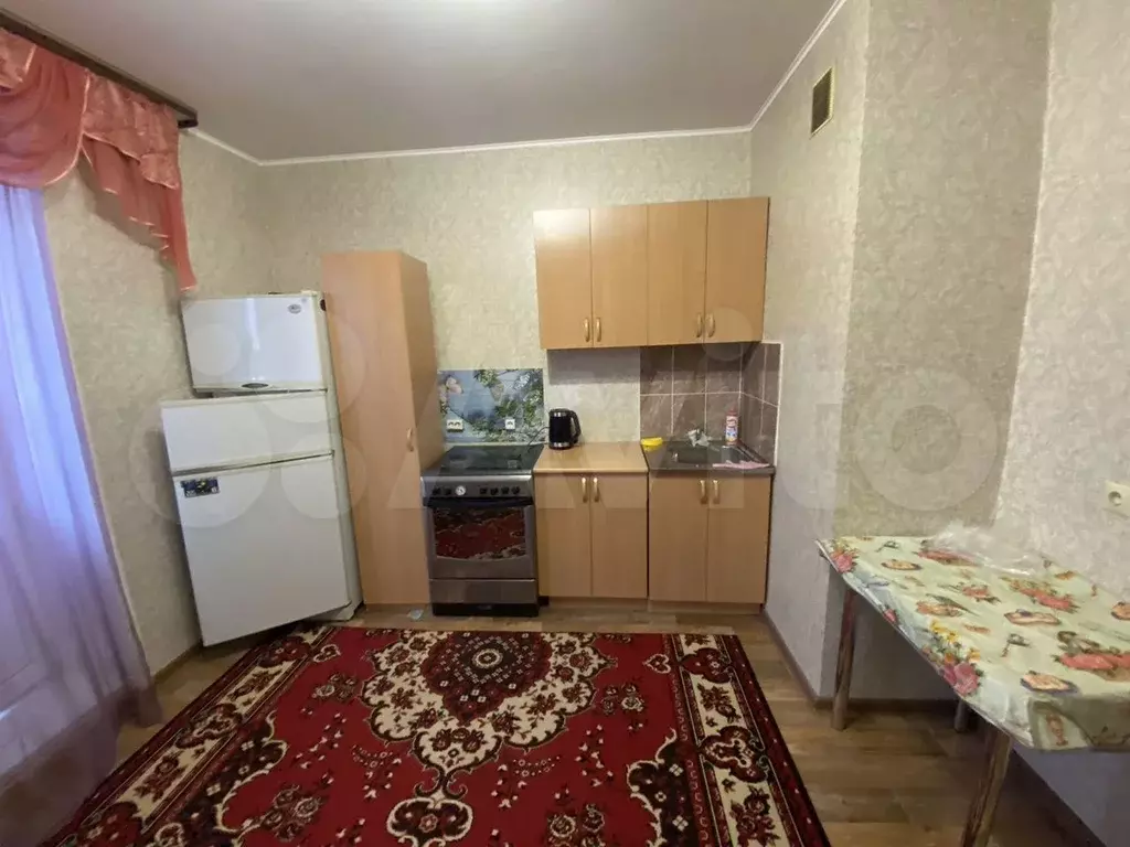 1-к. квартира, 42 м, 8/16 эт. - Фото 1