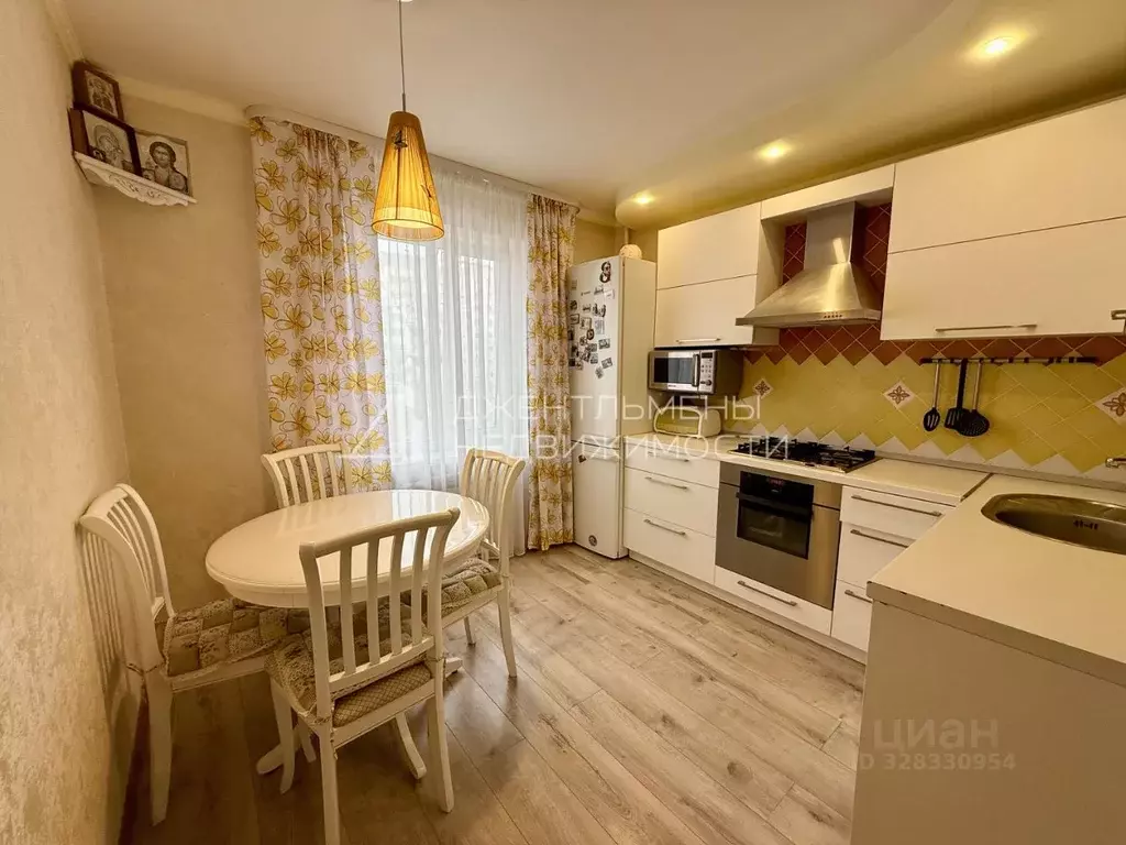 3-к кв. Пензенская область, Пенза ул. Терновского, 156 (65.1 м) - Фото 1