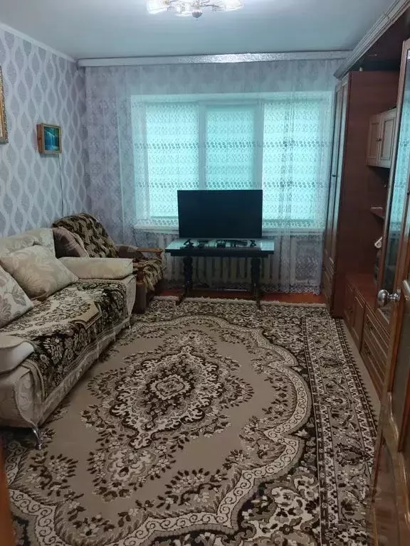 2-к кв. Волгоградская область, Урюпинск Окладненская ул., 1 (48.0 м) - Фото 0