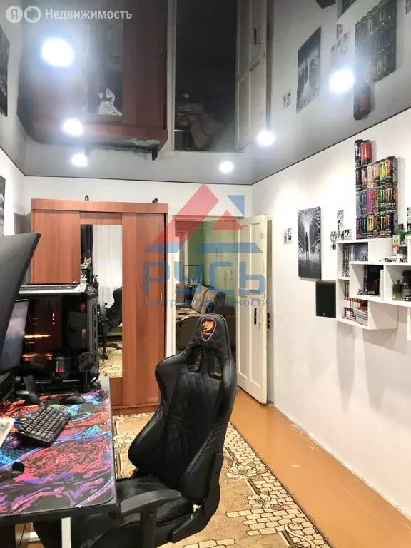 3-комнатная квартира: Коркино, улица Карла Маркса, 10 (59.2 м) - Фото 0