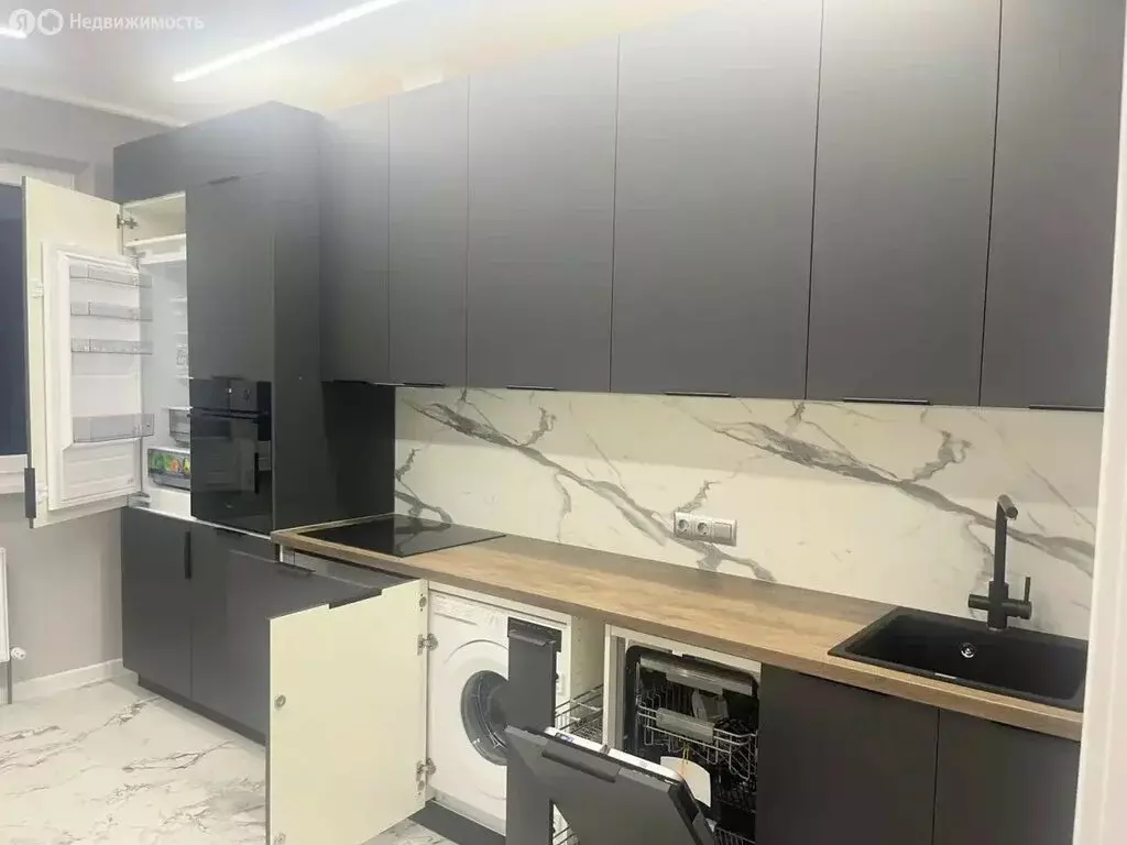 3-комнатная квартира: Новороссийск, улица Котанова, 2к1 (77 м) - Фото 2