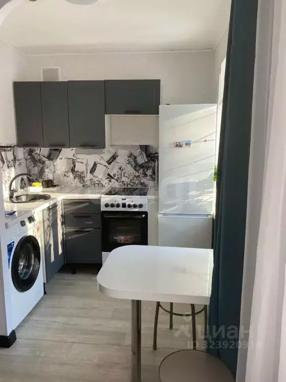 2-к кв. Хабаровский край, Амурск Комсомольский просп., 2 (42.3 м) - Фото 1