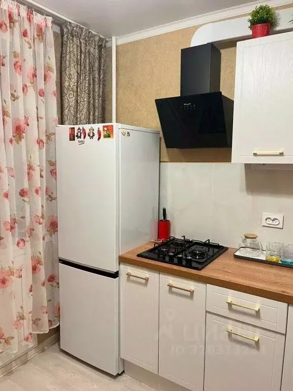 1-к кв. Башкортостан, Уфа ул. 50 лет СССР, 4 (33.0 м) - Фото 2