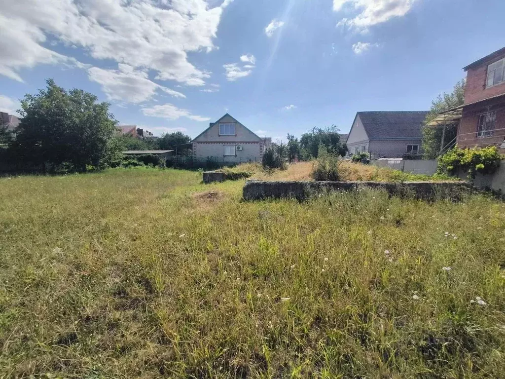 Участок в Краснодарский край, Лабинск Ладожская ул. (10.0 сот.) - Фото 1