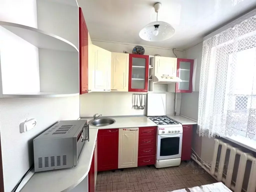 3-к кв. Самарская область, Красный Яр с/пос, с. Красный Яр ул. ... - Фото 2