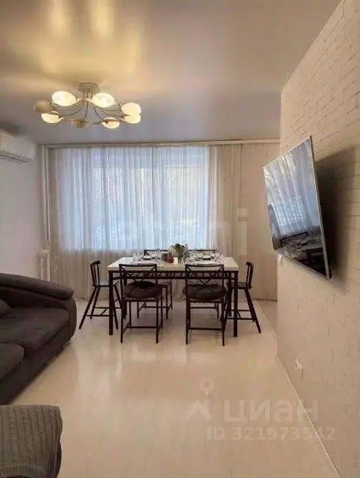 3-к кв. Башкортостан, Уфа ул. Цюрупы, 84 (70.2 м) - Фото 1