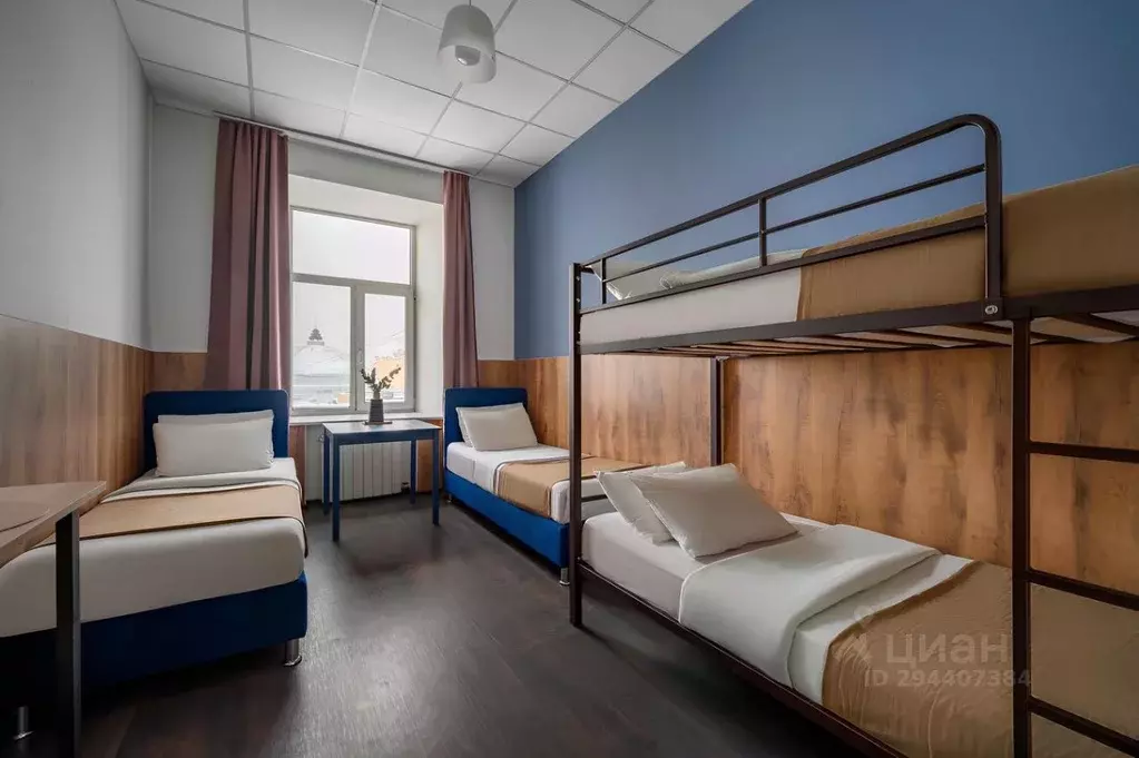 Комната Санкт-Петербург Большая Конюшенная ул., 14 (14.0 м) - Фото 0