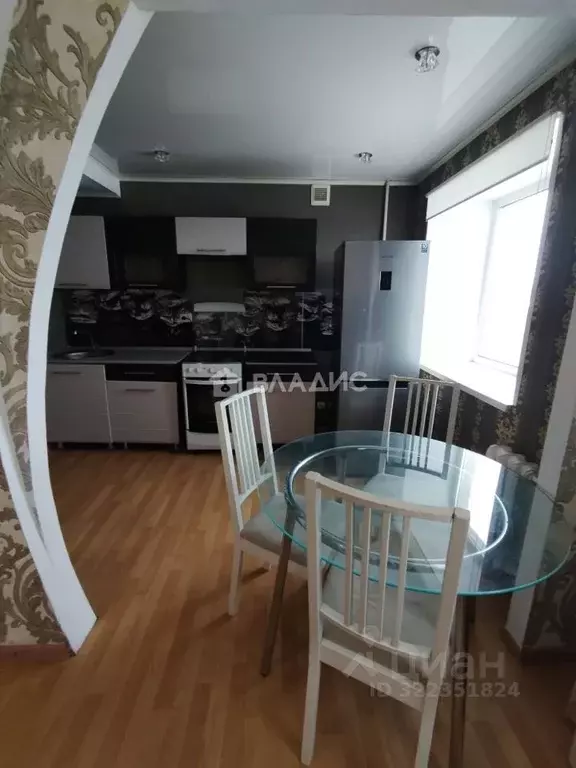 2-к кв. Башкортостан, Стерлитамак Коммунистическая ул., 51 (58.0 м) - Фото 1