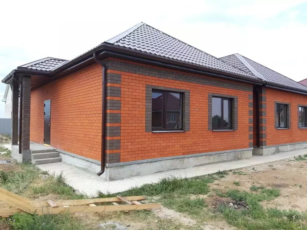 Дом в Ростовская область, Волгодонск ул. Крымская (85 м) - Фото 0