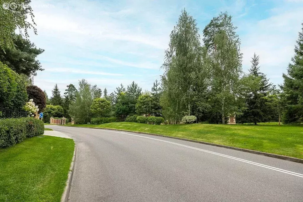 Дом в Захарово, Речная улица, 1 (1800 м) - Фото 1