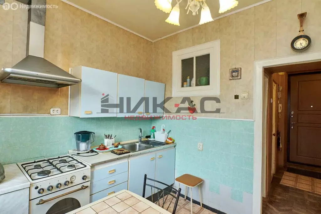 2-комнатная квартира: Ярославль, улица Зои Космодемьянской, 4 (54 м) - Фото 0