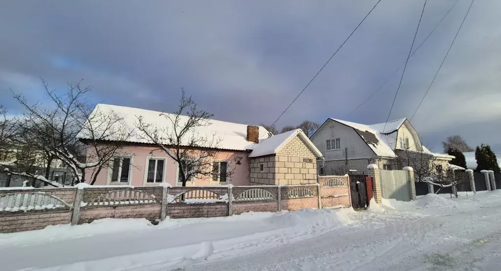 Дом в Брянская область, Брянск Западный проезд (75 м) - Фото 1