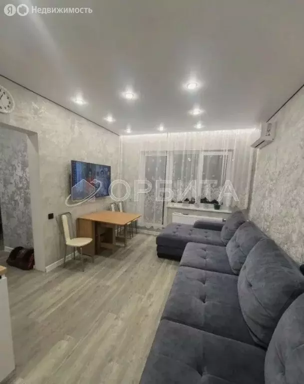 2-комнатная квартира: Тюмень, улица Игоря Комиссарова, 22 (61.6 м) - Фото 2