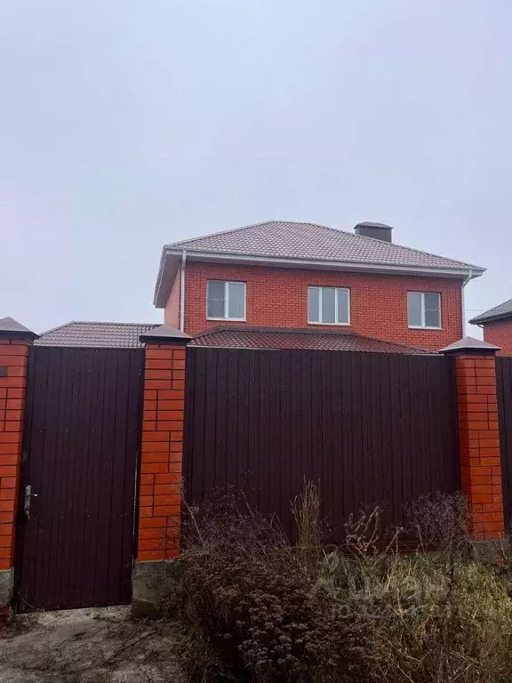 Коттедж в Курская область, Медвенский район, Панинский сельсовет, с. ... - Фото 1