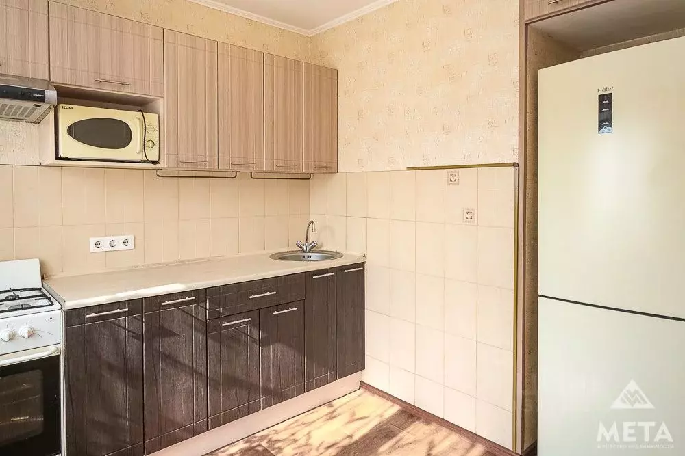 1-к кв. Омская область, Омск просп. Космический, 53 (31.2 м) - Фото 1