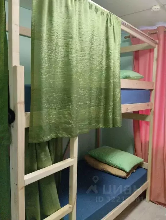 Комната Пермский край, Пермь Камышловская ул., 21 - Фото 1