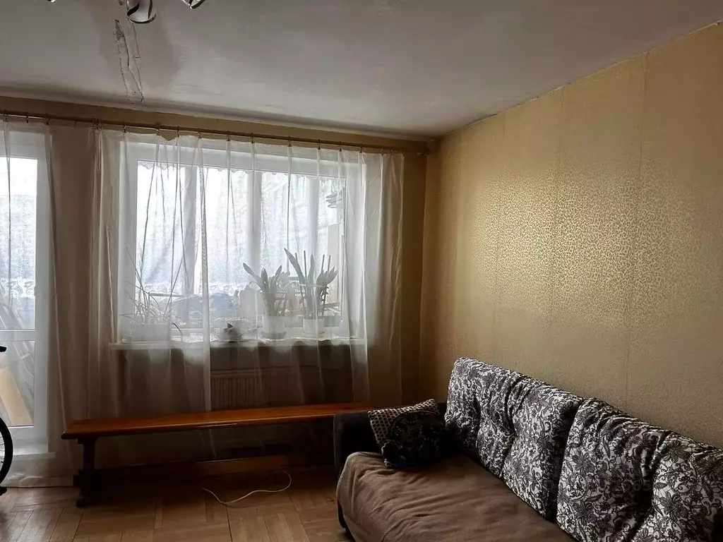 3-к кв. Санкт-Петербург Горелово тер., ул. Коммунаров, 114 (57.2 м) - Фото 1