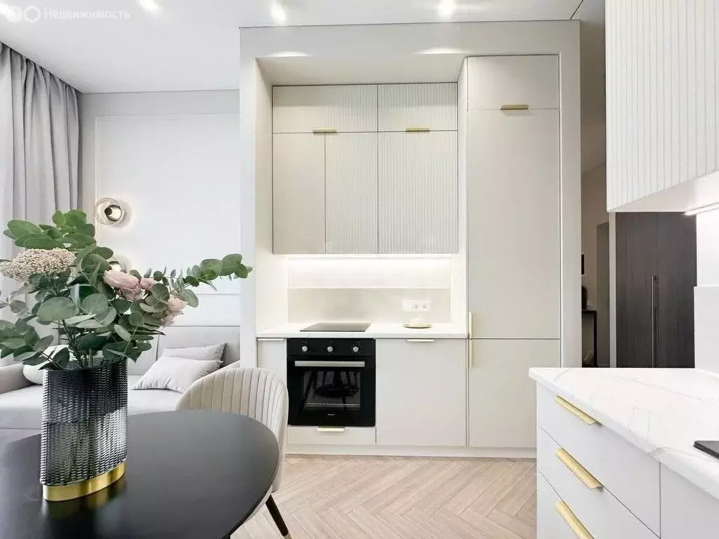 3-комнатная квартира: Москва, Аминьевское шоссе, 4Дк1 (55 м) - Фото 1