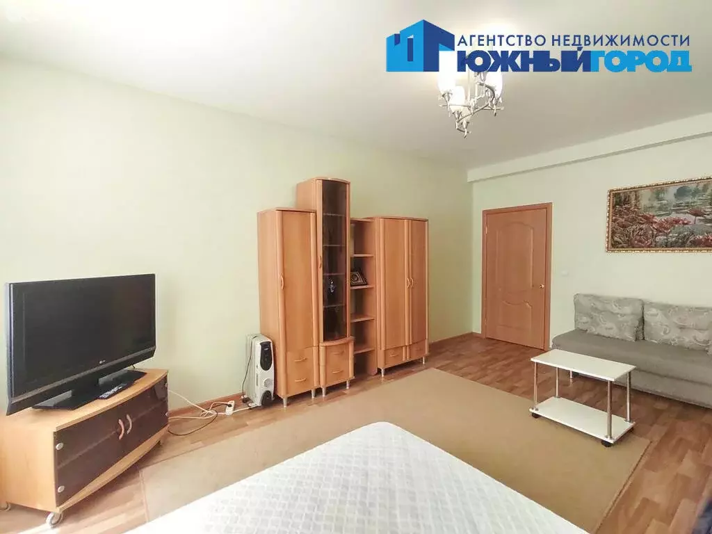 2-комнатная квартира: Южно-Сахалинск, улица Есенина, 4К1 (67.2 м) - Фото 2