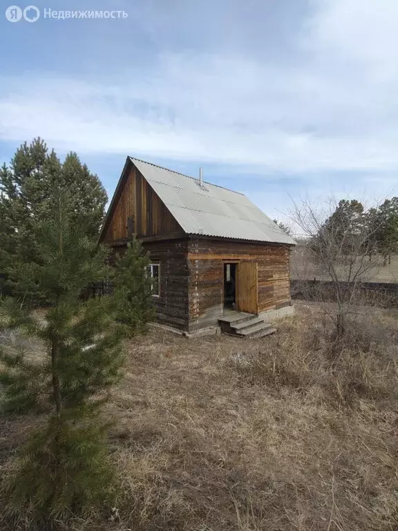 Дом в село Нижний Саянтуй, Солнечная улица (40 м) - Фото 0