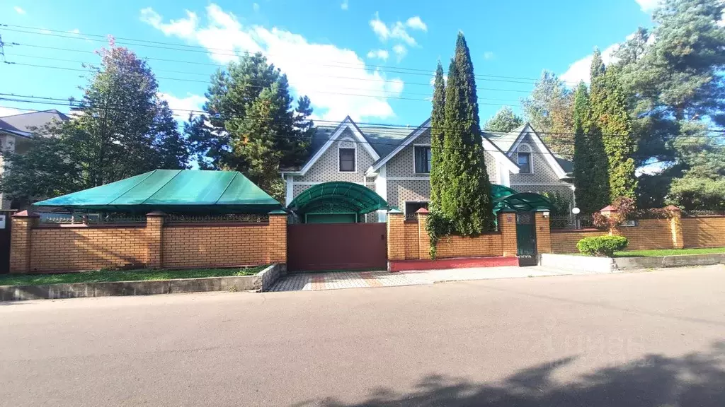 Дом в Москва д. Городище, ул. Полевая (260 м) - Фото 1