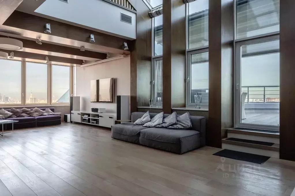 6-к кв. Москва Ленинский просп., 106К1 (500.0 м) - Фото 1