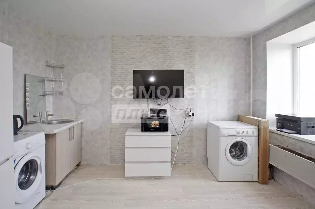 Комната 12,5 м в 4-к., 8/9 эт. - Фото 1