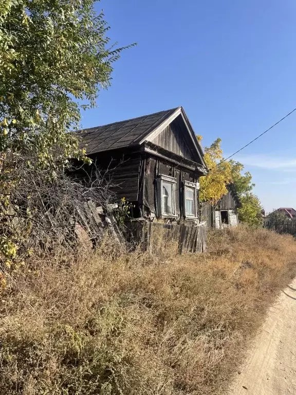 Участок в Саратовская область, с. Воскресенское пер. Мирный, 4 (15.0 ... - Фото 1