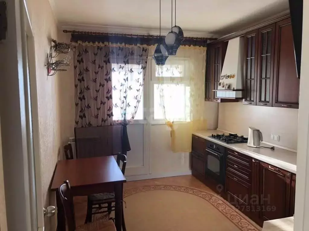 2-к кв. Ямало-Ненецкий АО, Новый Уренгой Оптимистов мкр, 3/2 (67.2 м) - Фото 1