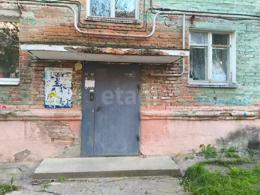 2-комнатная квартира: Верхняя Салда, улица Карла Маркса, 41 (44 м) - Фото 0