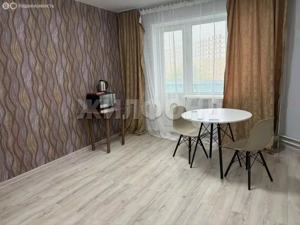 Квартира-студия: Новосибирск, улица Петухова, 103/3 (27 м) - Фото 2