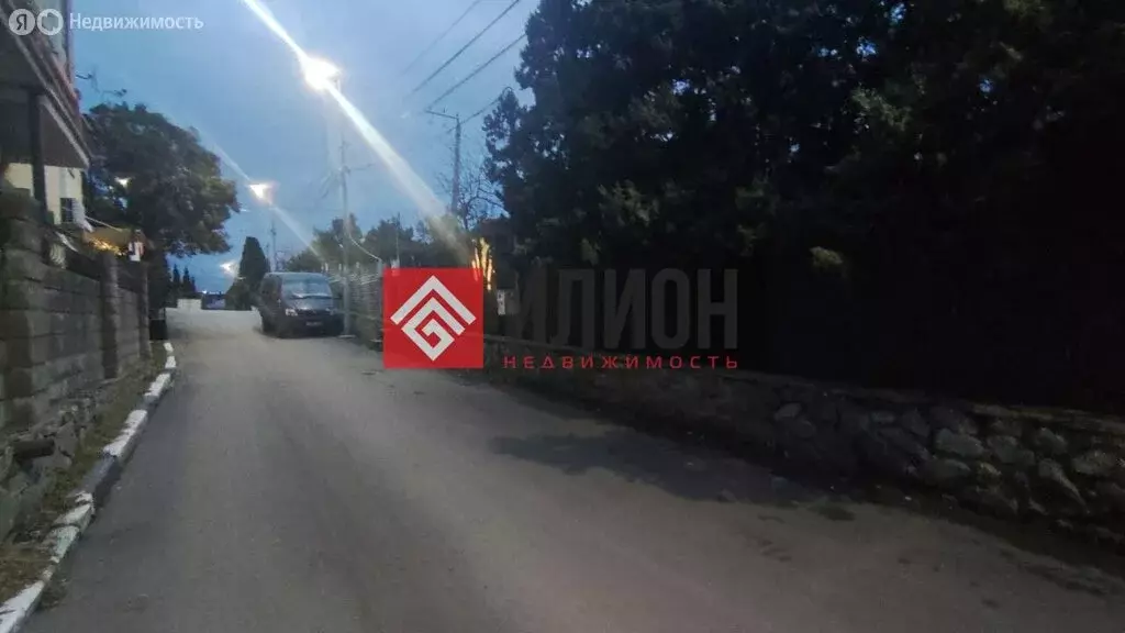 Участок в Республика Крым, муниципальный округ Ялта, посёлок ... - Фото 1