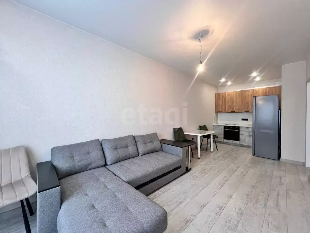 1-к кв. Тюменская область, Тюмень ул. Краснооктябрьская, 8 (40.0 м) - Фото 2