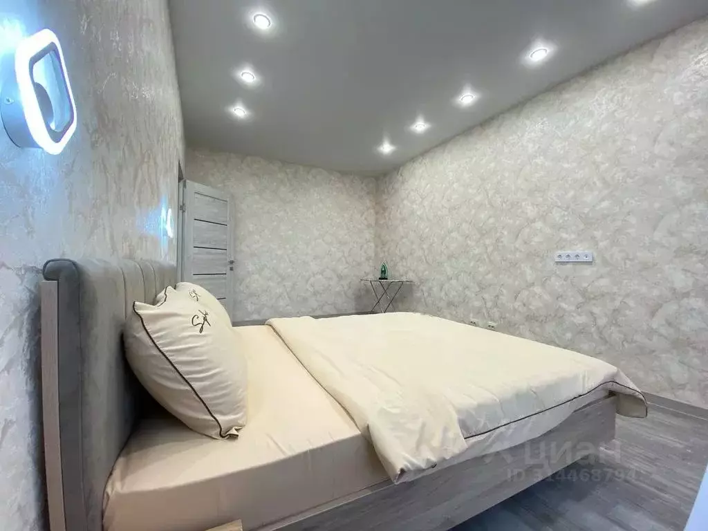 2-к кв. Кемеровская область, Кемерово ул. 1-я Заречная, 9 (55.0 м) - Фото 1