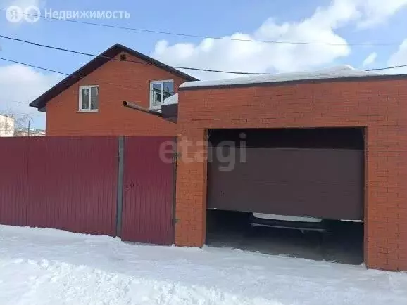 Дом в Омск, улица Бориса Катышева (180 м) - Фото 1